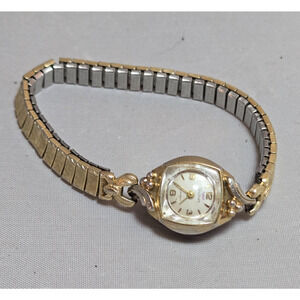 Vintage WALTHAM 17 Jewels Gold tone women's watch wind-up Not running Stem off